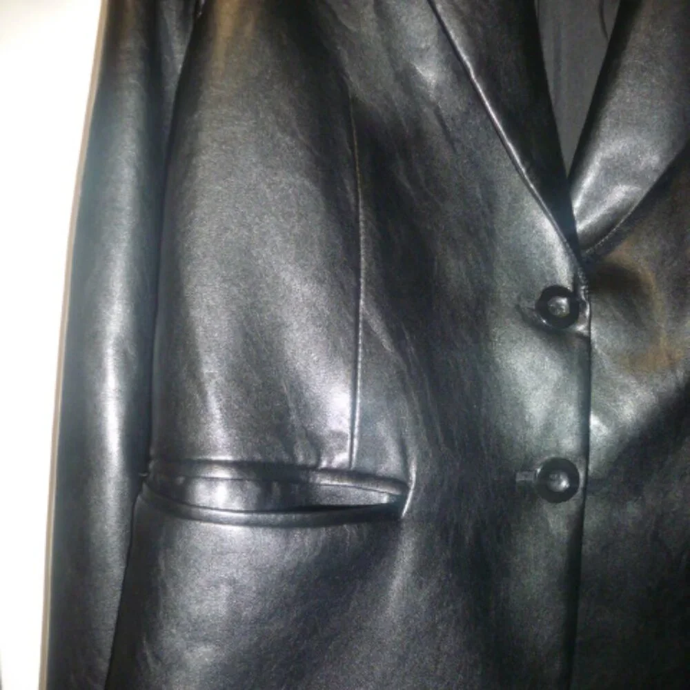 We The Free Black Faux Leather Blazer Jacket – Size Small (Fits M) - Picture 4 of 12